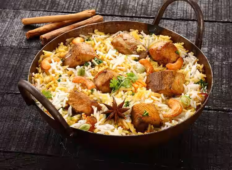 Thalapakkattu Chicken Biryani